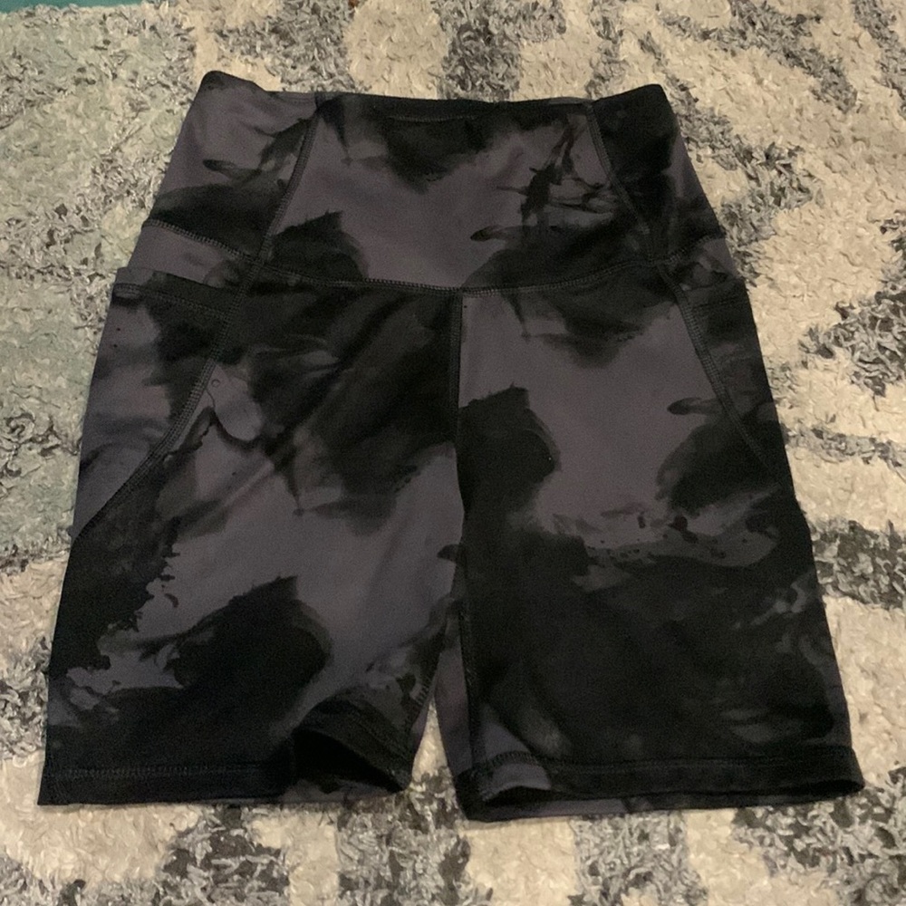 All I’m motion bike shorts with pockets